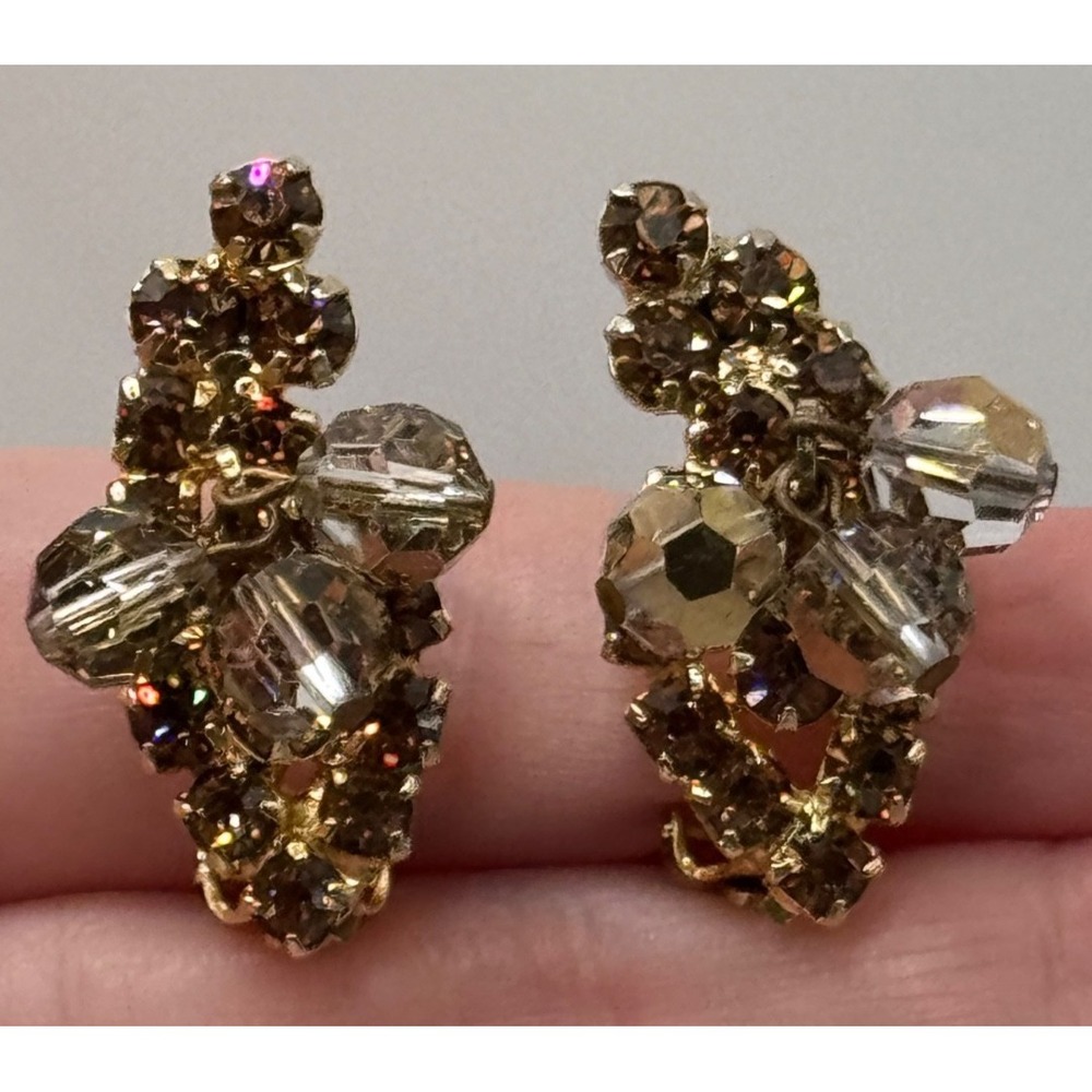 Vintage Juliana Rhinestone Crystal Bead Cha Cha Clip On Earrings Gold Tone